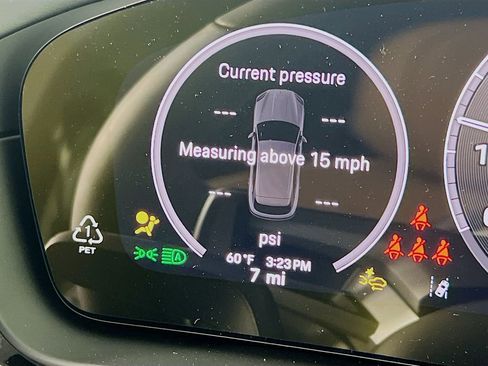 New 2026 Porsche Cayenne image 13