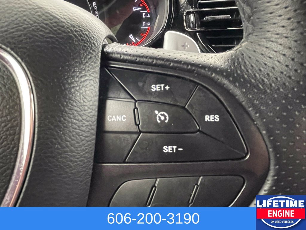 Used 2025 Dodge Durango GT AWD/4WD image 31