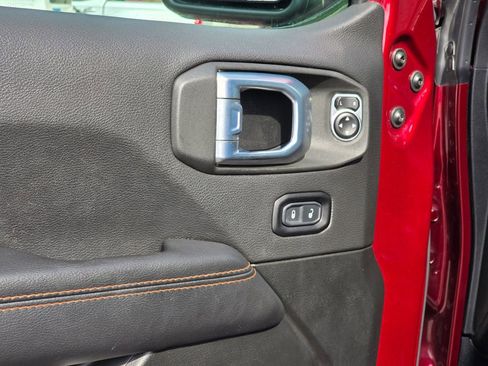 Used 2021 Jeep Gladiator Mojave image 39