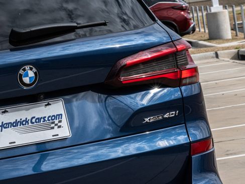 Certified 2023 BMW X5 xDrive40i w/ Executive Package image 8