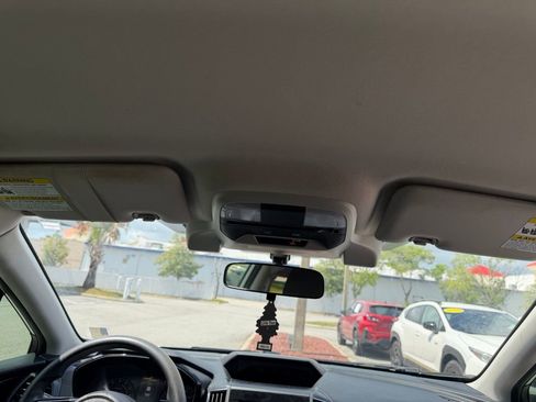 Used 2019 Subaru Crosstrek 2.0i w/ Eyesight System image 22