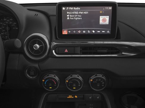 Used 2017 FIAT 124 Spider Lusso image 44