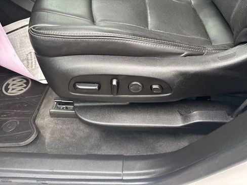 Used 2020 Buick Enclave Avenir w/ Avenir Technology Package image 12