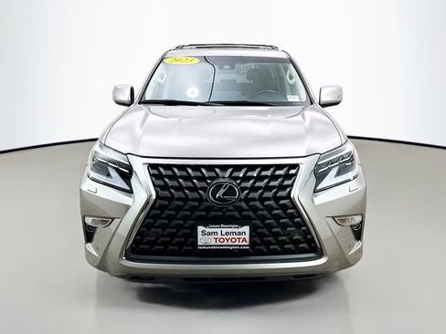 Used 2023 Lexus GX 460 Luxury w/ Accessory Package image 2