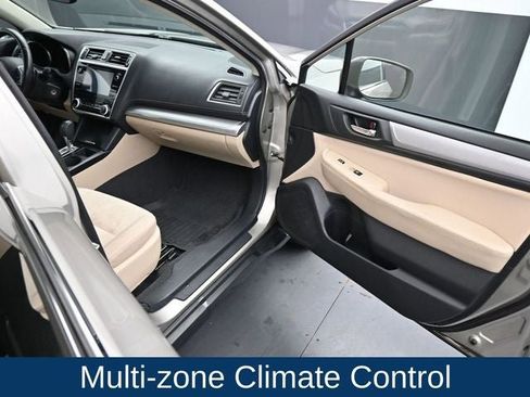 Used 2019 Subaru Outback 2.5i Premium image 14