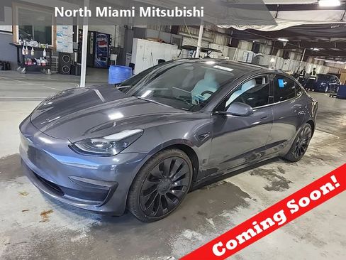 Used 2022 Tesla Model 3 Performance image 1