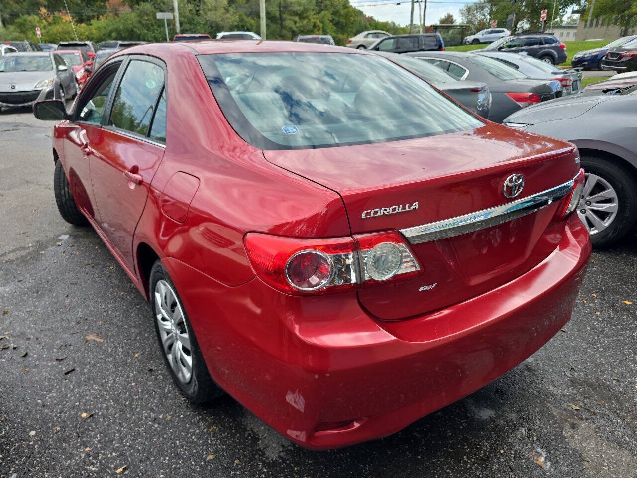 Used 2013 Toyota Corolla LE FWD image 5