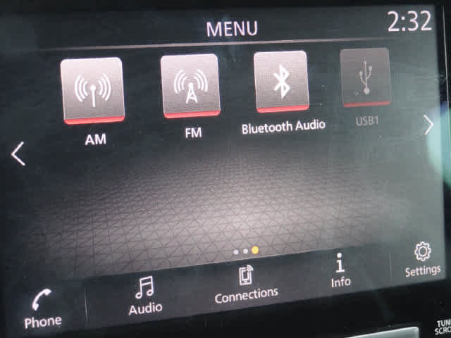 Used 2023 Nissan Titan SV AWD/4WD image 13