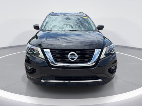 Used 2020 Nissan Pathfinder SV FWD image 2
