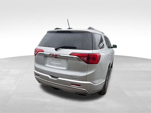 Used 2017 GMC Acadia Denali w/ Technology Package AWD/4WD image 17