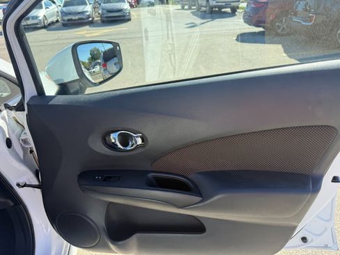 Used 2015 Nissan Versa Note SR w/ SR Convenience Package image 21