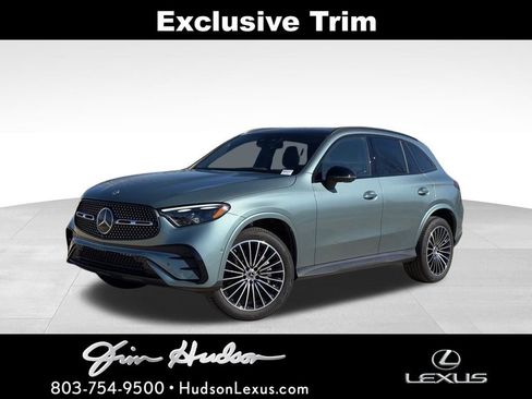 Used 2025 Mercedes-Benz GLC 300 image 1
