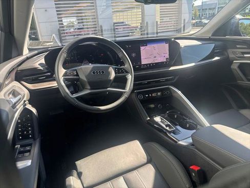 Used 2025 Audi Q5 Premium Plus w/ Premium Plus AWD/4WD image 40