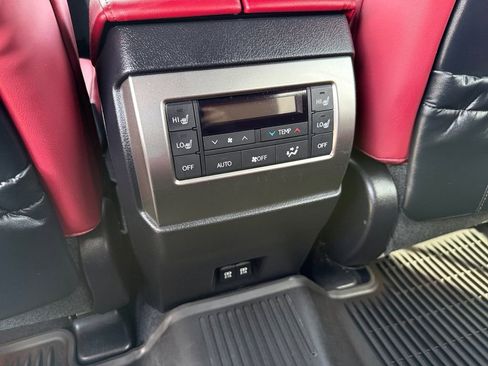 Used 2023 Lexus GX 460 Premium w/ Premium Package AWD/4WD image 16