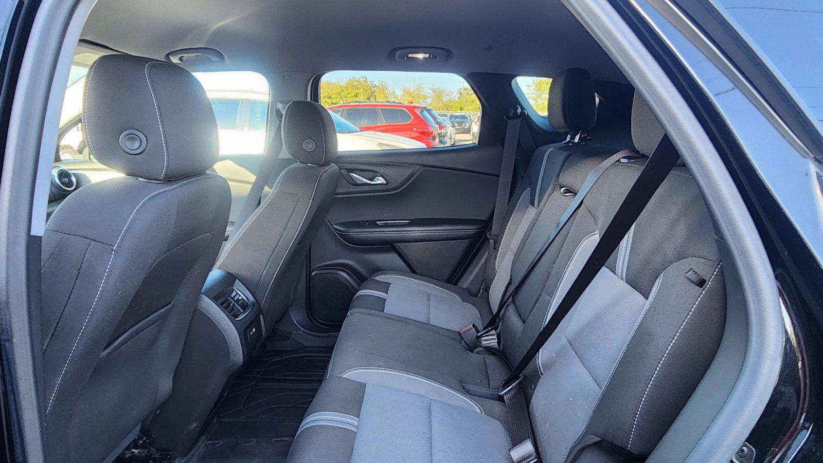 Used 2024 Chevrolet Blazer LT w/ Convenience Package FWD image 23