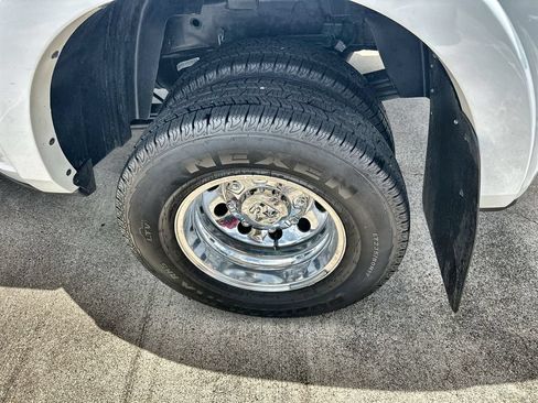 Used 2026 RAM 3500 Longhorn AWD/4WD image 12