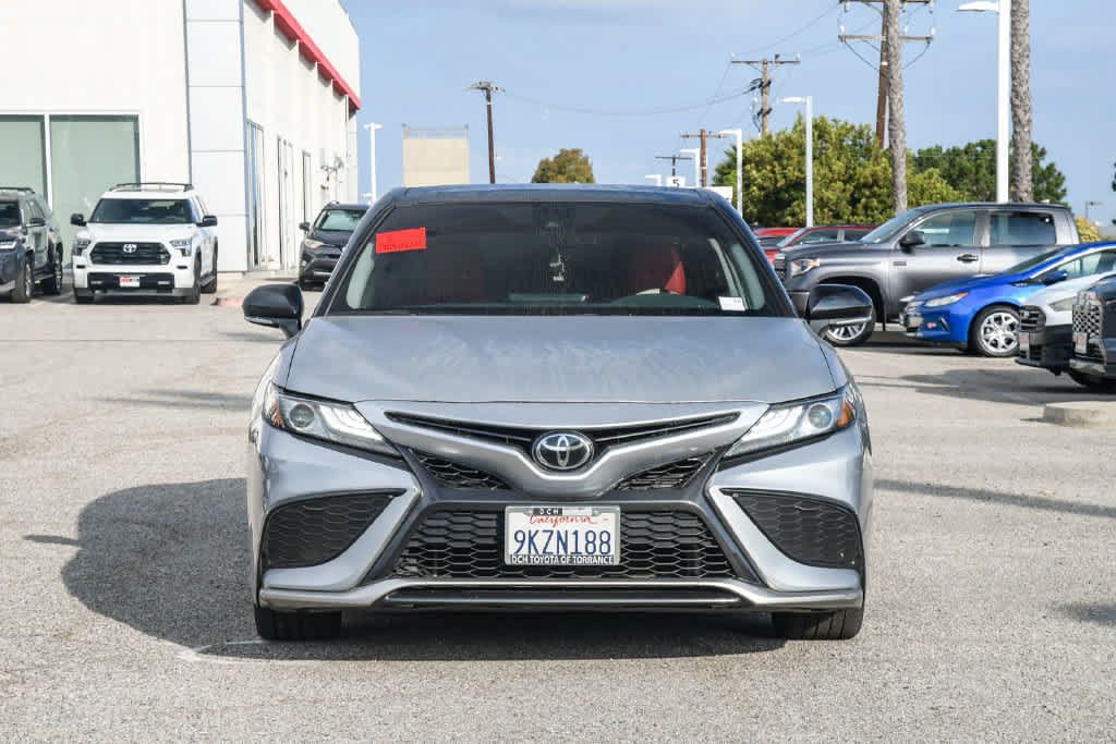 Used 2024 Toyota Camry XSE FWD image 2