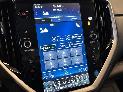 Used 2024 Subaru Ascent Touring AWD/4WD image 13