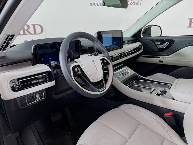 New 2026 Lincoln Aviator 2WD image 9