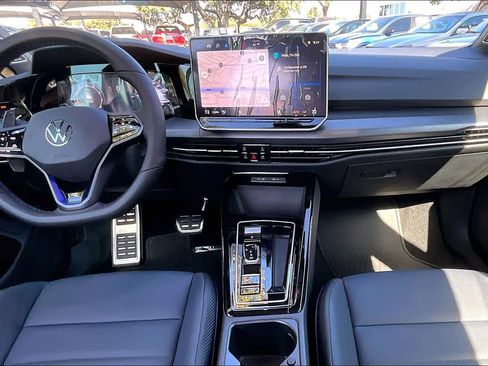 New 2026 Volkswagen Golf image 5