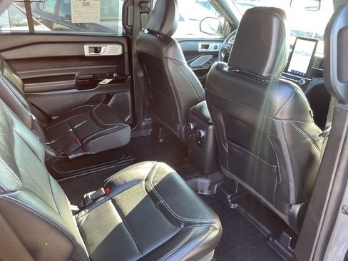 Used 2023 Ford Explorer ST w/ Equipment Group 401A image 15