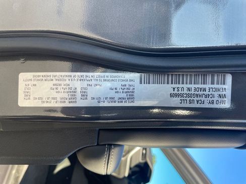 New 2025 Jeep Grand Cherokee Laredo X w/ Trailer Tow Package image 15