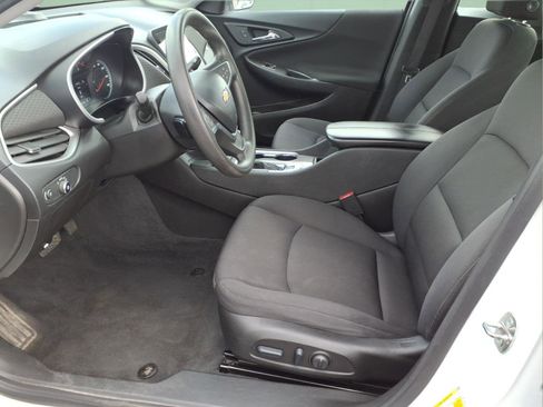Used 2022 Chevrolet Malibu LT image 16