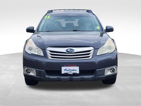 Used 2011 Subaru Outback 2.5i Premium w/ All-Weather Pkg AWD/4WD image 2