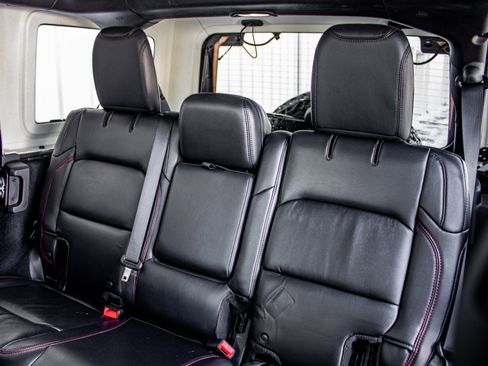 Used 2018 Jeep Wrangler Unlimited Rubicon image 22