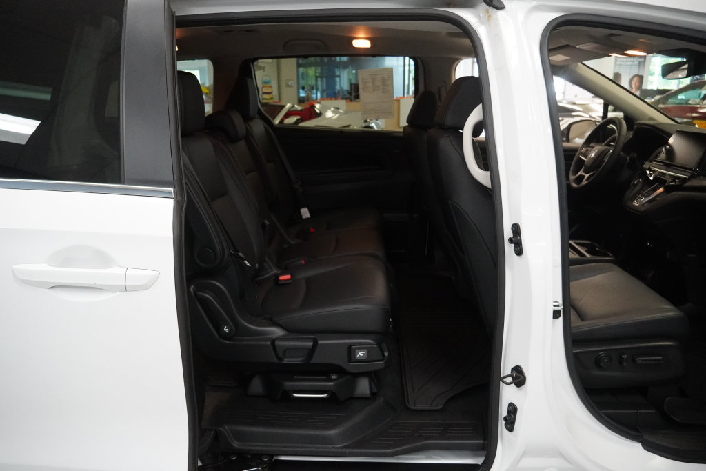 Used 2025 Honda Odyssey EX-L image 24