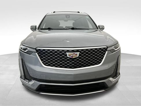 Used 2024 Cadillac XT6 Luxury w/ LPO, Floor Liner Package image 10