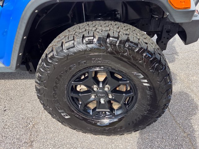 Used 2022 Jeep Gladiator Sport AWD/4WD image 11
