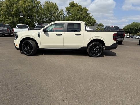 New 2025 Ford Maverick XLT w/ XLT Luxury Package image 8