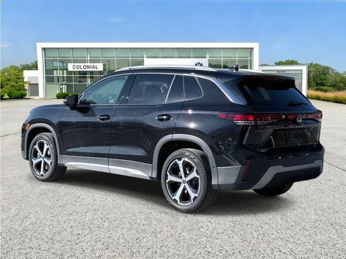 New 2026 Volkswagen Tiguan SE AWD/4WD image 3