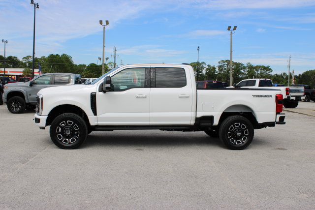 Used 2024 Ford F250 Lariat w/ Lariat Ultimate Package AWD/4WD image 6