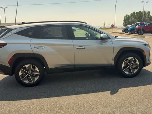Used 2025 Hyundai Tucson SEL AWD/4WD image 9