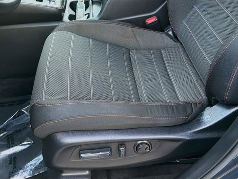 Certified 2025 Honda CR-V Sport image 17