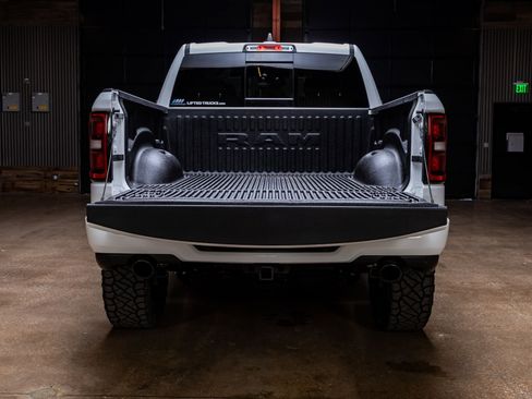 Used 2025 RAM 1500 Big Horn image 9