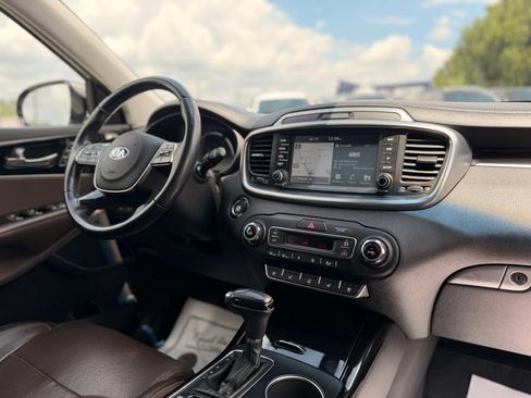 Used 2019 Kia Sorento SX w/ SX Touring Package FWD image 38