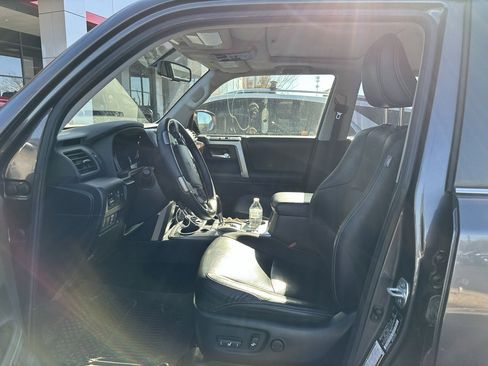 Used 2018 Toyota 4Runner Limited image 8