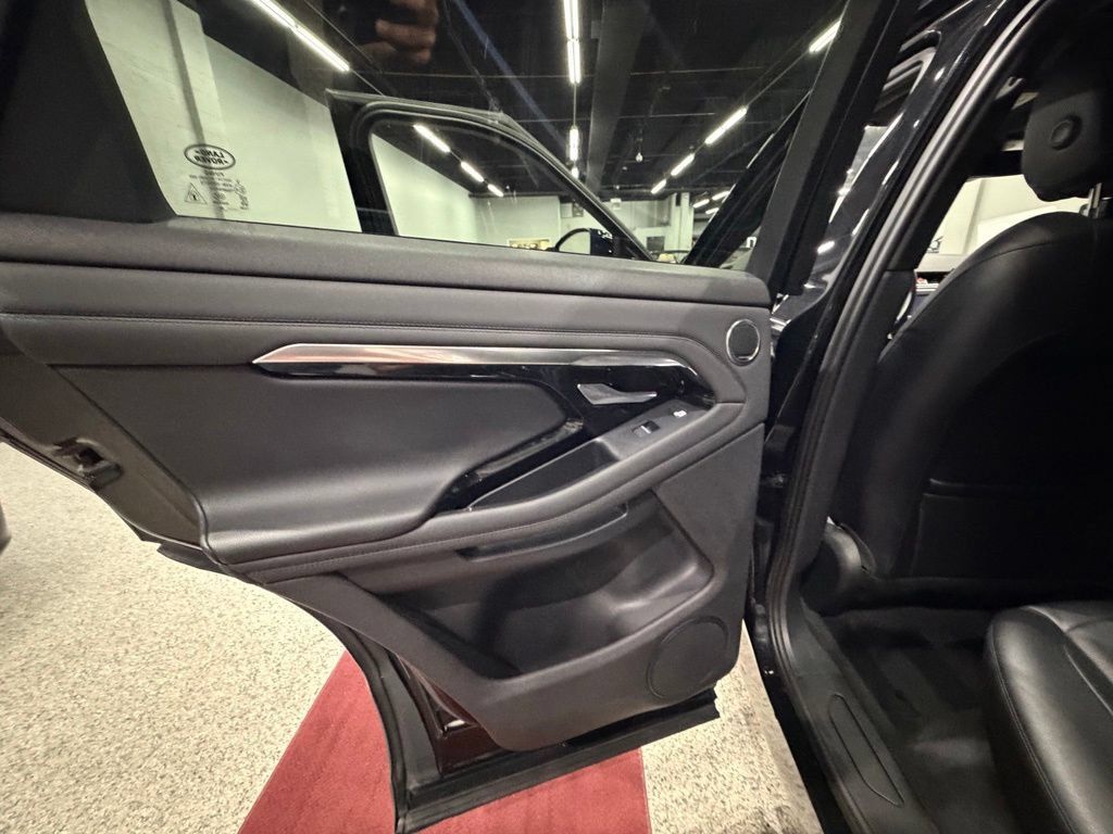 Used 2020 Land Rover Range Rover Evoque S AWD/4WD image 21