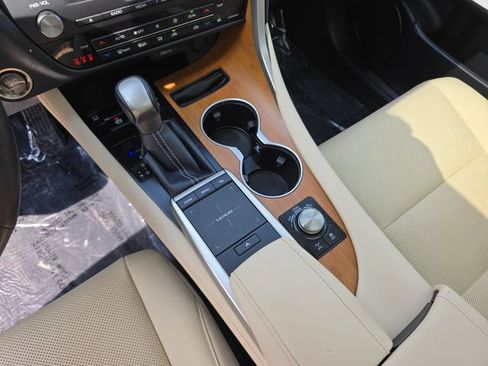 Used 2022 Lexus RX 350 AWD w/ Premium Package image 28