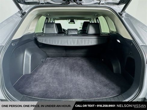 Used 2022 Toyota RAV4 XLE Premium image 24