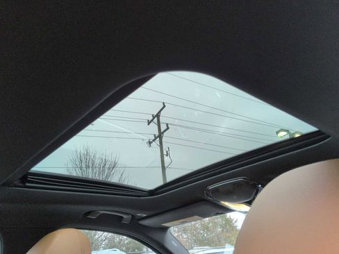 Used 2023 BMW 330i xDrive Sedan w/ Driving Assistance Package image 23