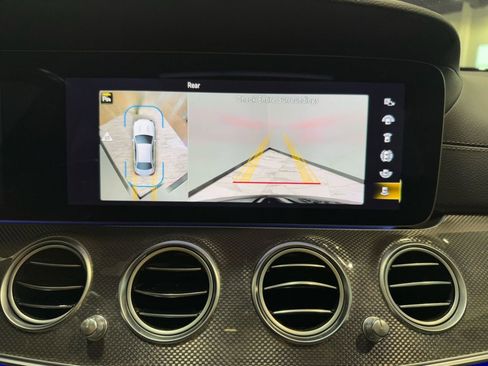 Used 2022 Mercedes-Benz E 53 AMG 4MATIC+ Sedan w/ Driver Assistance Package image 21