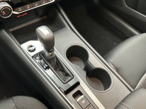 New 2026 Nissan Altima 2.5 SV AWD/4WD image 12