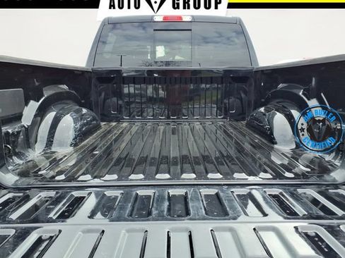 Used 2025 RAM 1500 Laramie AWD/4WD image 21