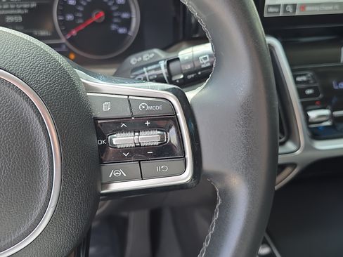 Certified 2022 Kia Sorento S AWD/4WD image 30