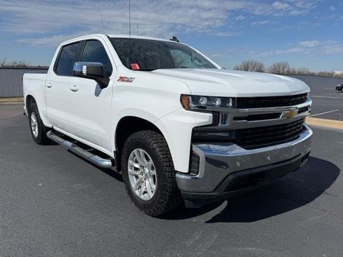Used 2019 Chevrolet Silverado 1500 LT w/ All-Star Edition image 14