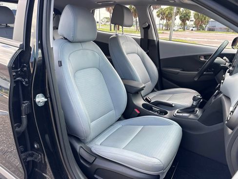 Used 2021 Hyundai Kona Ultimate FWD image 16